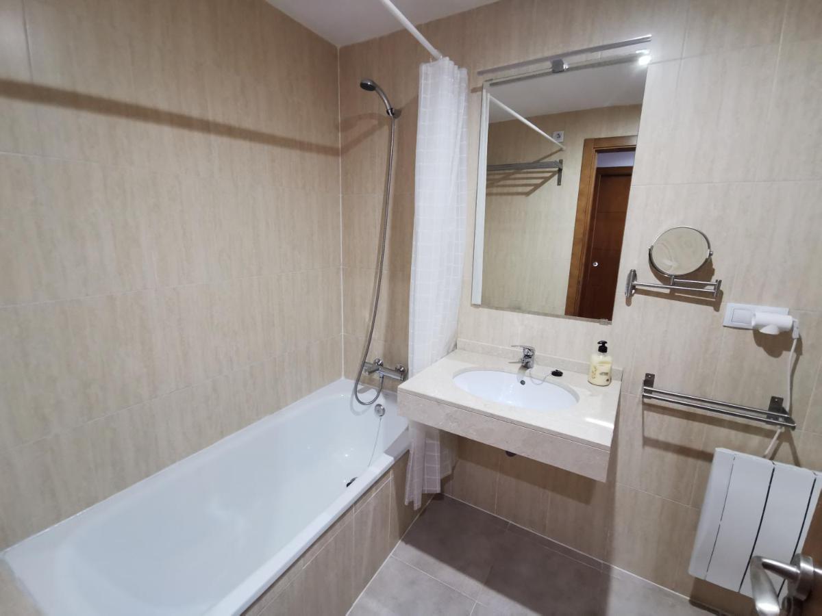 شقة Apartamento Proximo A Pistas Y Plaza Central, Vistas Increibles سْييرا نيفادا المظهر الخارجي الصورة